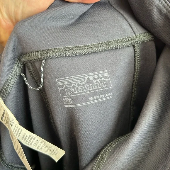 Patagonia Women’s Pack Out Hike Tights Sz XS Navy Black - Picture 4 of 6